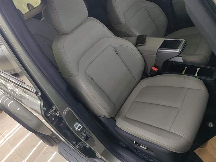 Фото 25 - Chery iCar V23