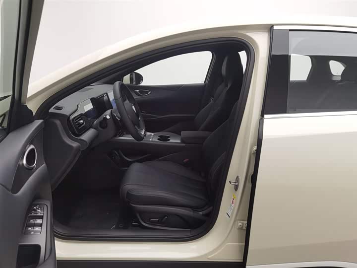 Фото 10 - BYD Seal 06 Hybrid/EV