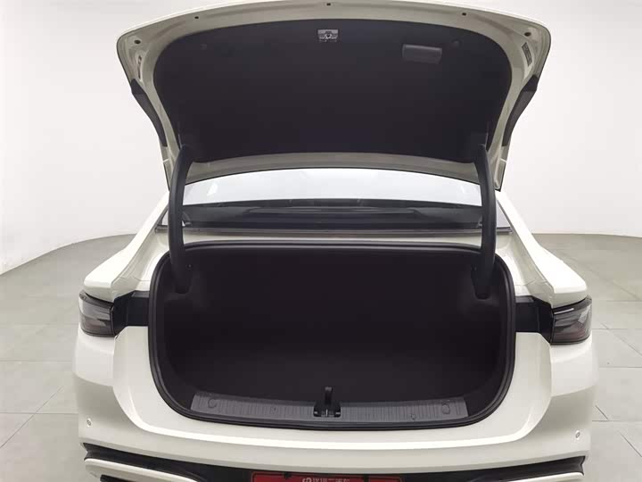 Фото 16 - BYD Seal 06 Hybrid/EV