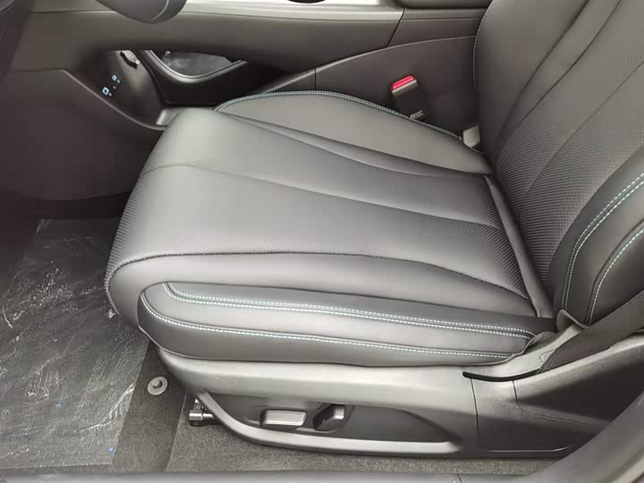 Фото 20 - BYD Seal 06 Hybrid/EV