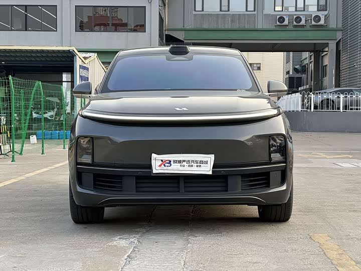 Фото 2 - LiXiang L9