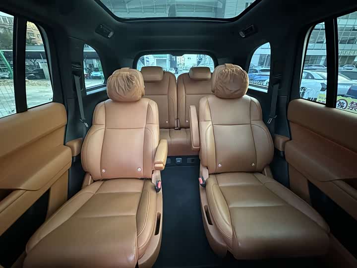 Фото 21 - LiXiang L9