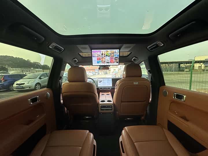 Фото 23 - LiXiang L9