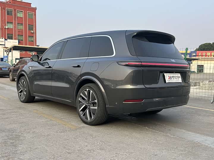 Фото 28 - LiXiang L9