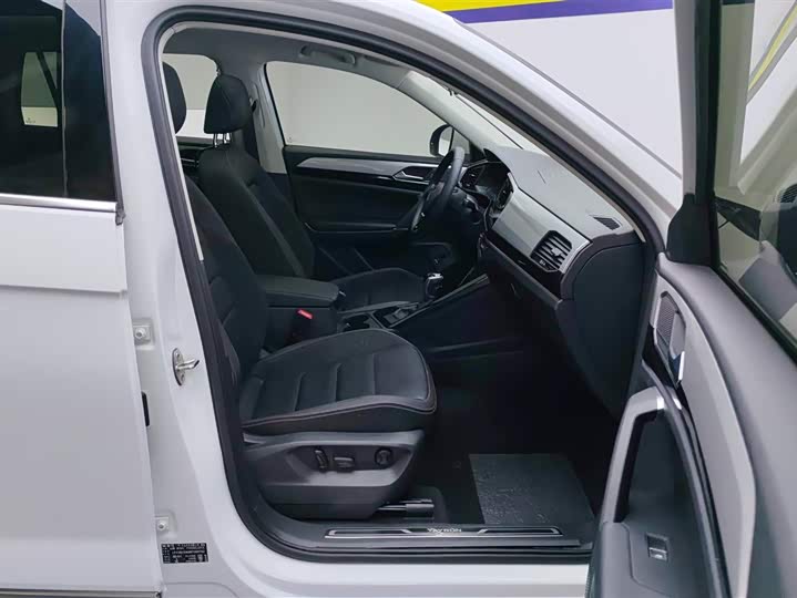 Фото 8 - Volkswagen Tayron