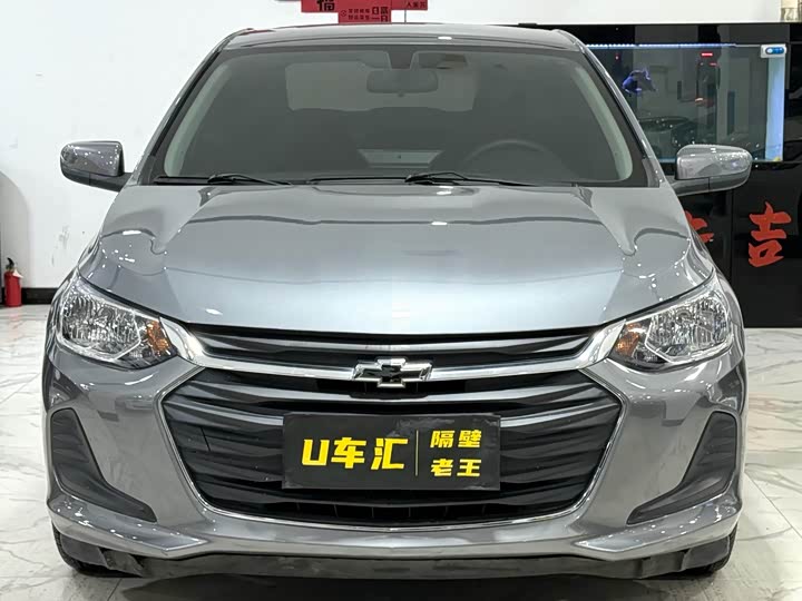 Фото 2 - Chevrolet Onix (Cavalier)