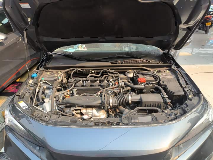 Фото 20 - Honda Civic