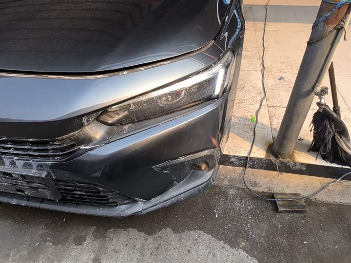 Фото 24 - Honda Civic