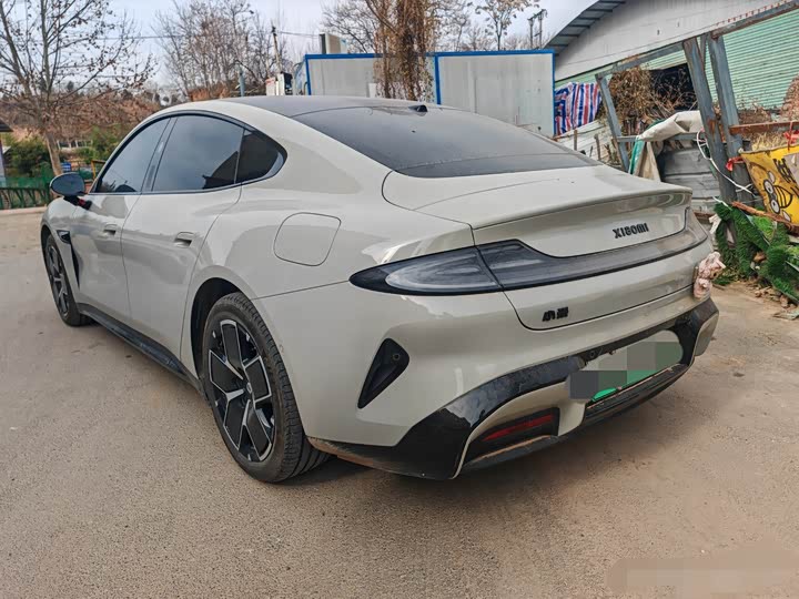 Фото 2 - Xiaomi SU7