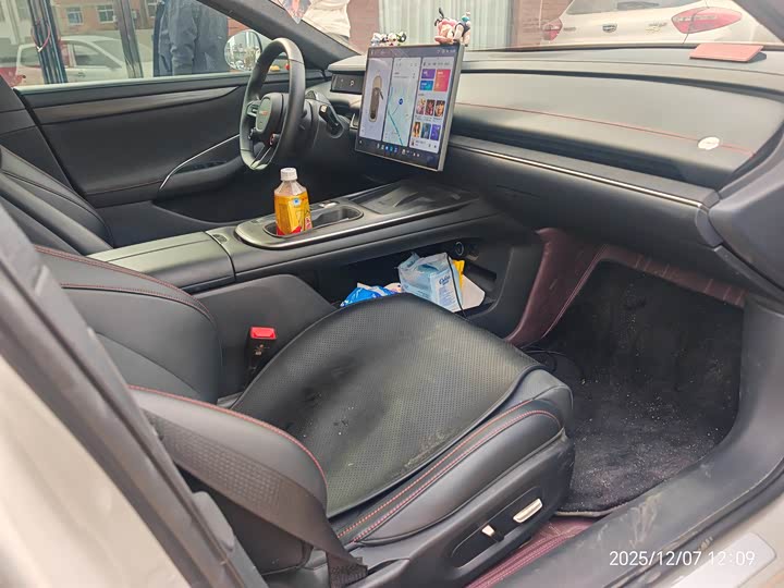 Фото 9 - Xiaomi SU7