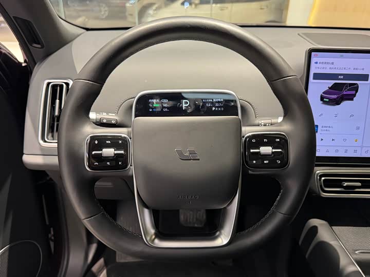 Фото 13 - LiXiang L8