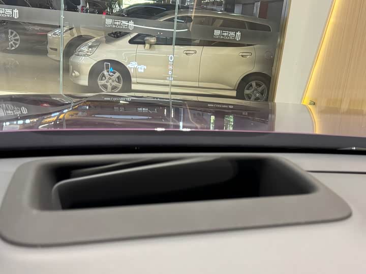 Фото 19 - LiXiang L8