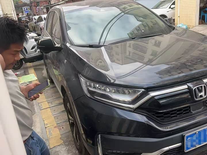 Фото 2 - Honda CR-V