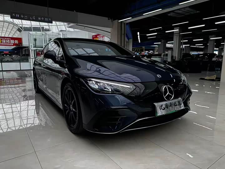 Фото 3 - Mercedes-Benz EQE
