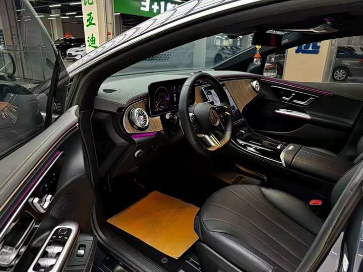 Фото 4 - Mercedes-Benz EQE