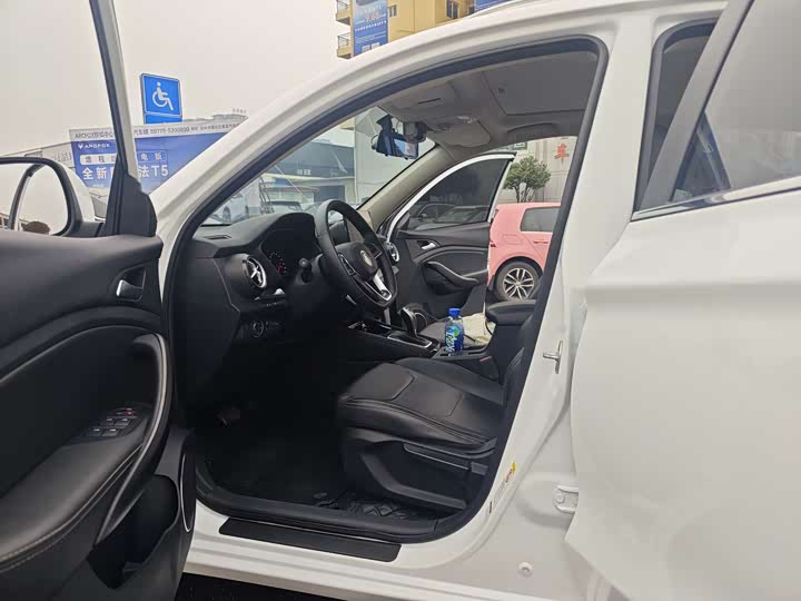 Фото 9 - BYD Song