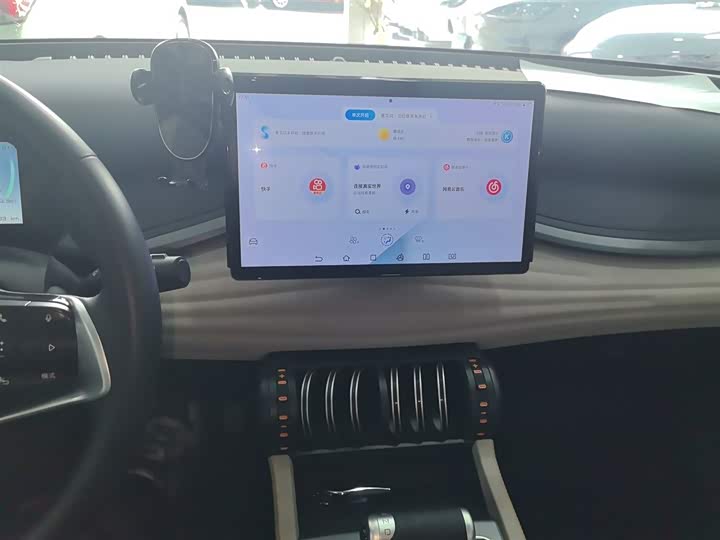 Фото 13 - BYD Yuan Plus