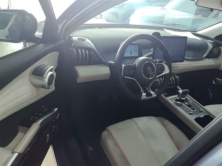 Фото 16 - BYD Yuan Plus