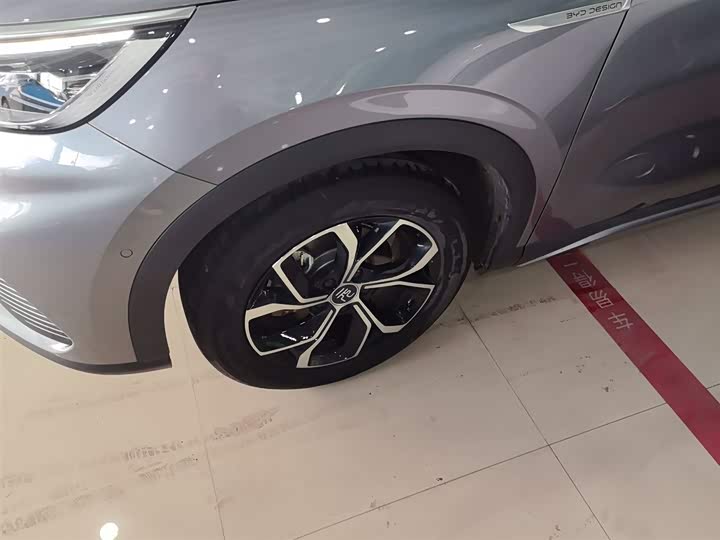 Фото 23 - BYD Yuan Plus