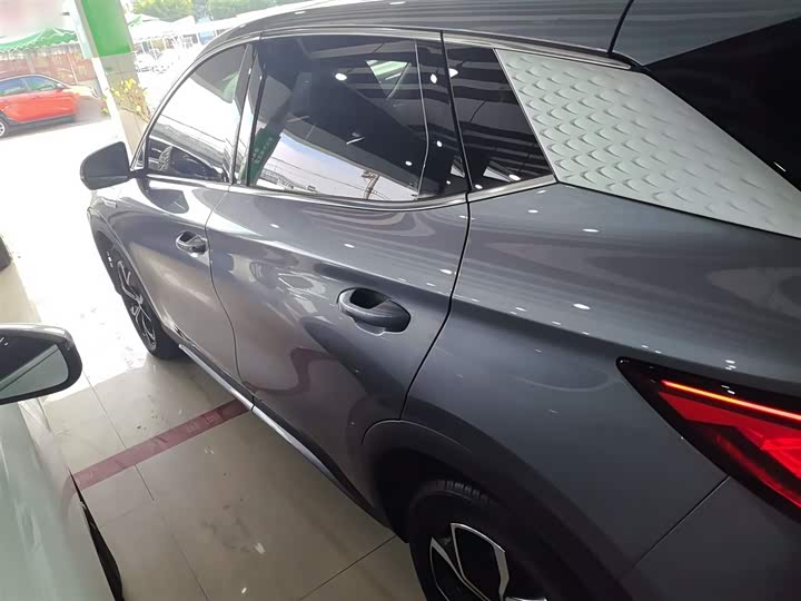 Фото 5 - BYD Yuan Plus