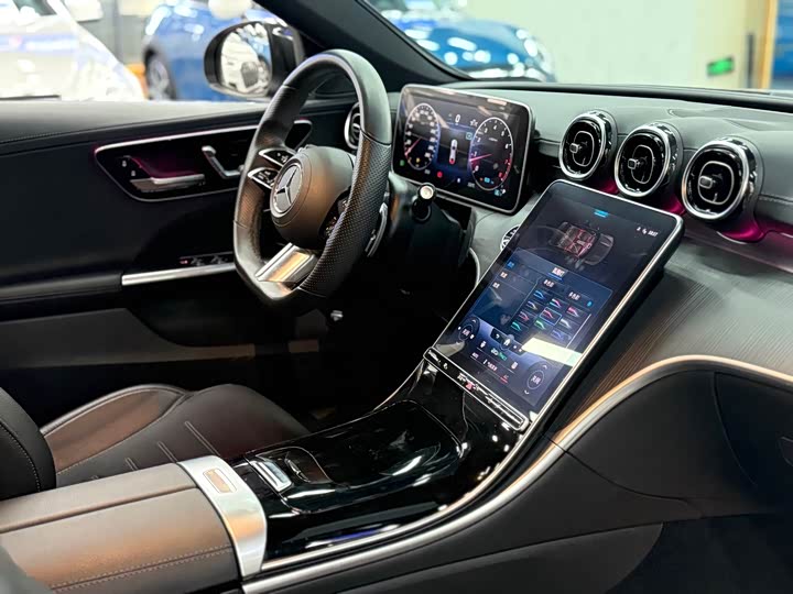 Zdjęcie 10 - Mercedes-Benz C-Class