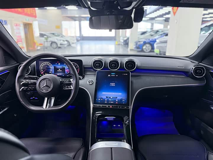 Zdjęcie 19 - Mercedes-Benz C-Class