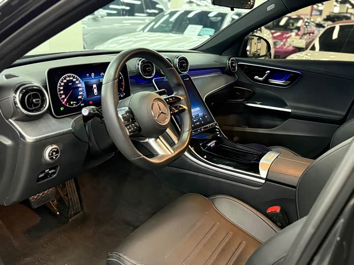 Zdjęcie 3 - Mercedes-Benz C-Class