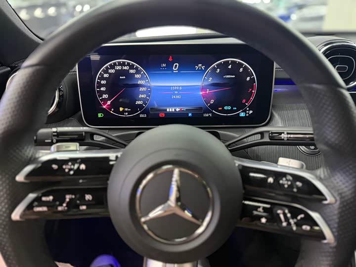 Zdjęcie 6 - Mercedes-Benz C-Class
