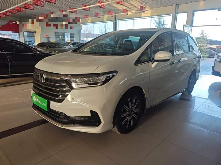 Фото 1 - Honda Odyssey