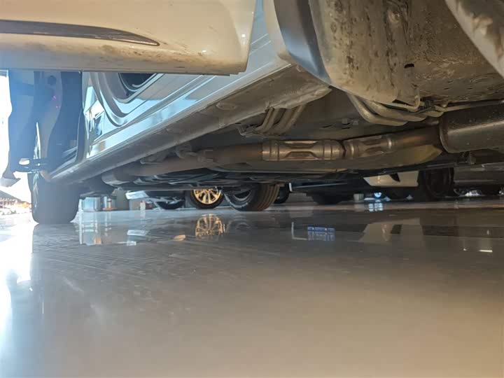 Фото 21 - Honda Odyssey