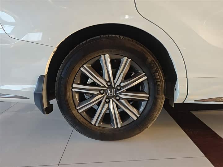 Фото 26 - Honda Odyssey