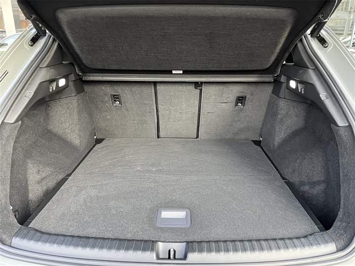 Фото 9 - Audi Q4 e-tron