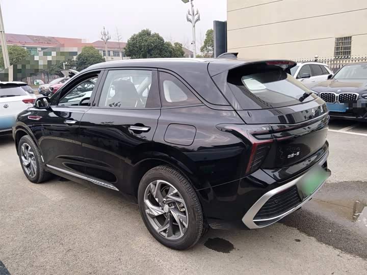 Фото 5 - Hongqi HS3 Hybrid