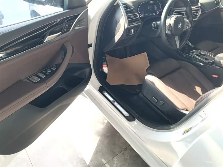 Фото 16 - BMW iX3