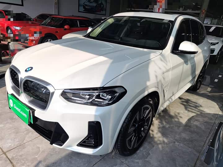 Фото 2 - BMW iX3