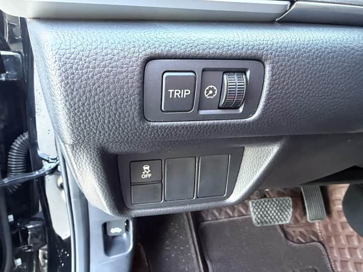 Фото 16 - Honda Accord