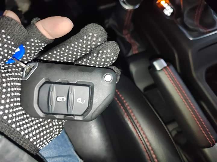 Фото 9 - Jeep Wrangler