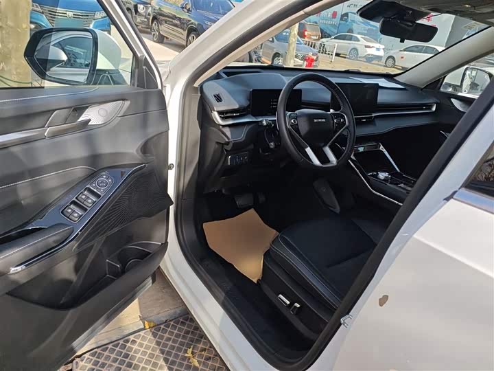 Фото 16 - Haval H6