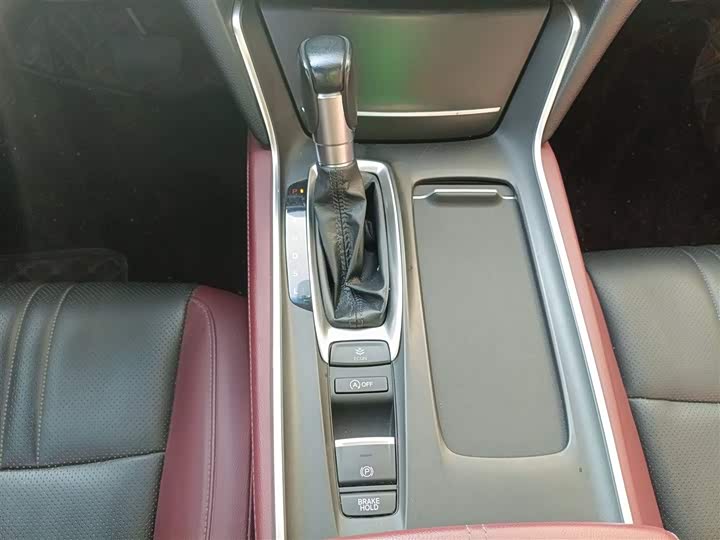 Фото 14 - Honda Inspire