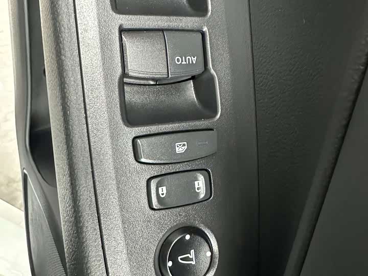 Фото 11 - Honda XR-V