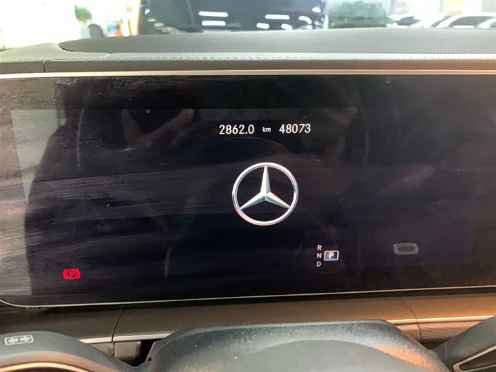 Фото 13 - Mercedes-Benz GLE-Class