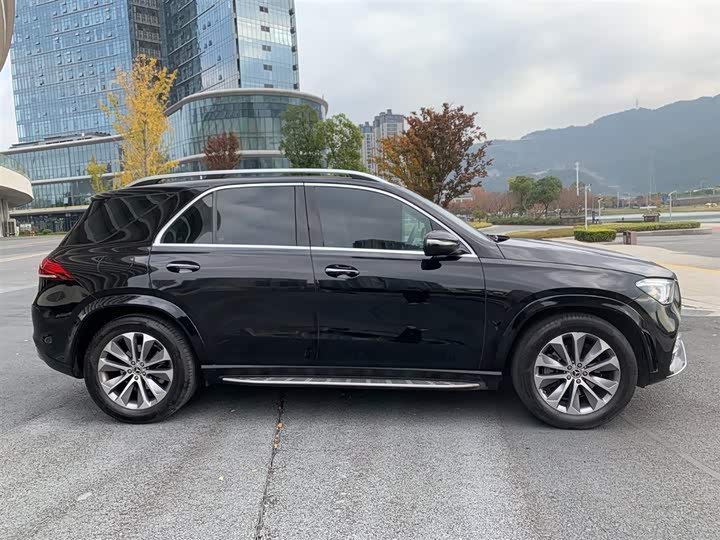 Фото 9 - Mercedes-Benz GLE-Class