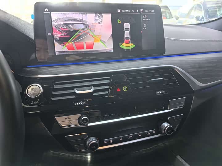 Фото 8 - BMW 5 Series