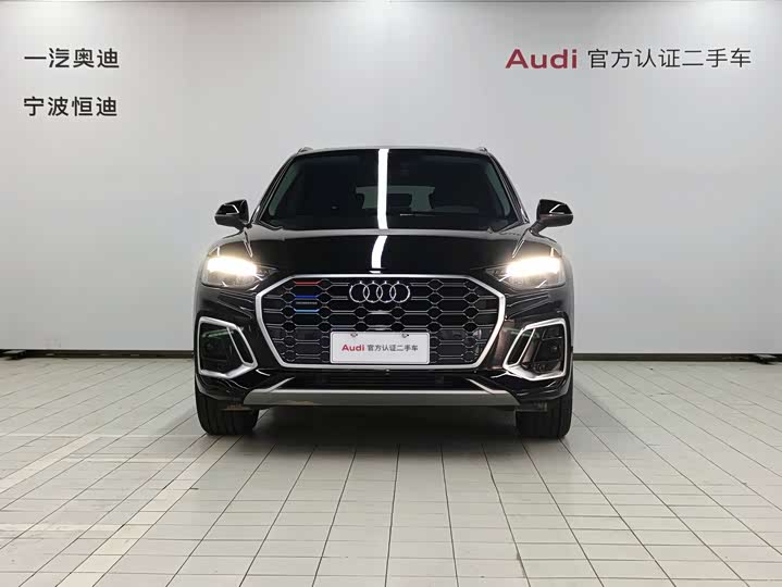 Фото 2 - Audi Q5L