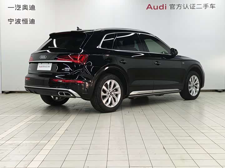 Фото 5 - Audi Q5L