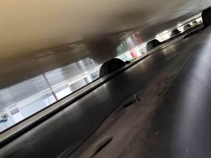 Фото 21 - Tesla Model Y