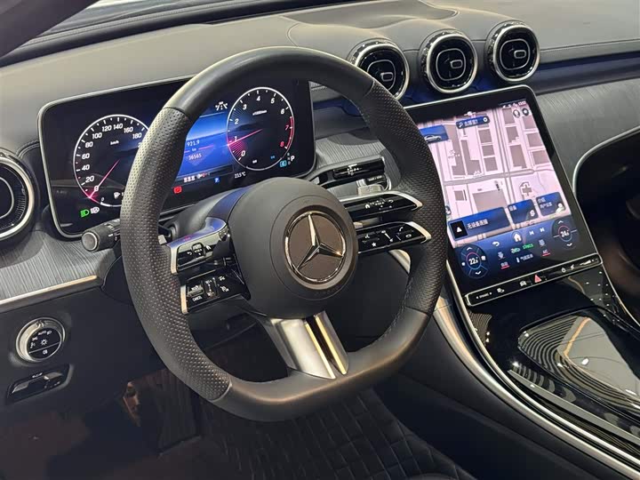 Фото 17 - Mercedes-Benz C-Class