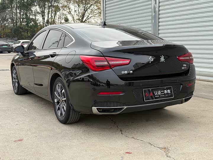 Фото 5 - Hongqi H5