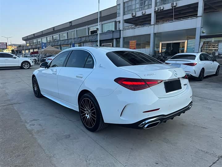 Фото 7 - Mercedes-Benz C-Class