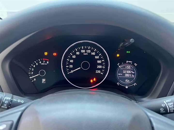 Фото 11 - Honda Vezel